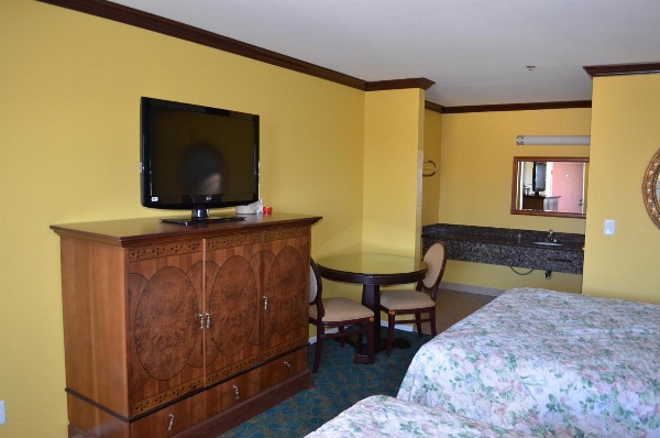 Cloud 9 Inn LAX image 6